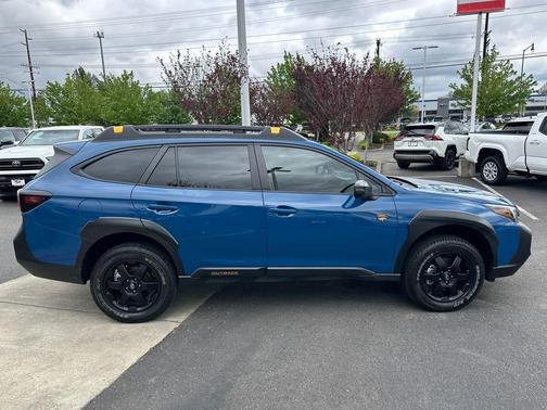 Geyser Blue 2024 Subaru Outback Wilderness