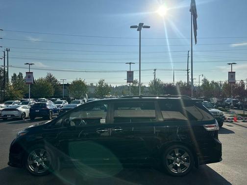 2017 Toyota Sienna SE Premium