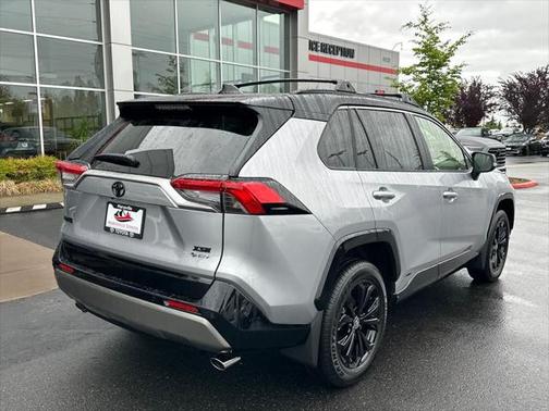 2025 Toyota RAV4 Hybrid SE