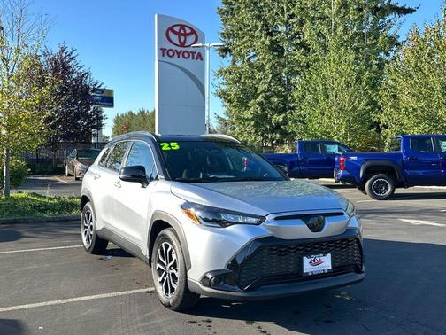 2025 Toyota Corolla Hybrid SE