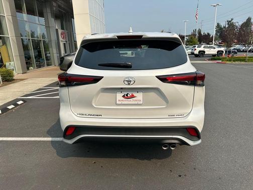 2025 Toyota Highlander XSE