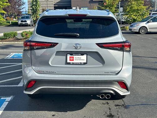 2025 Toyota Highlander XSE