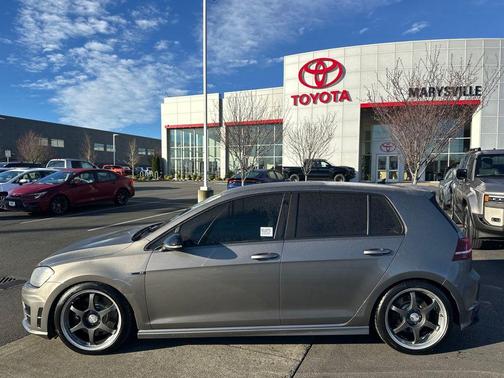 2016 Volkswagen Golf R 2.0T DSG