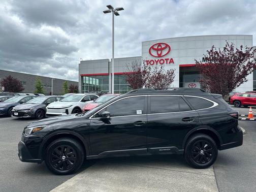 Crystal Black Silica 2021 Subaru Outback Premium