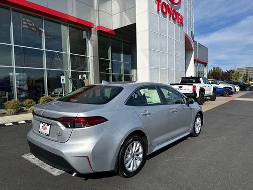 2026 Toyota Corolla Hybrid XLE