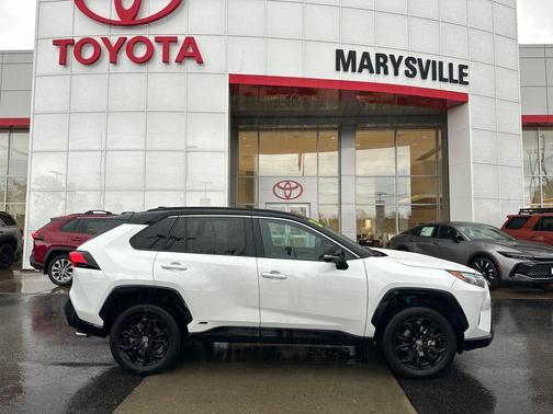 2023 Toyota RAV4 Hybrid SE