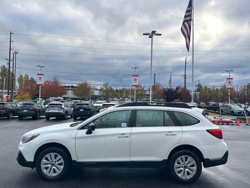2018 Subaru Outback 2.5i