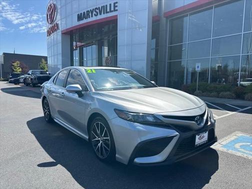 2021 Toyota Camry SE