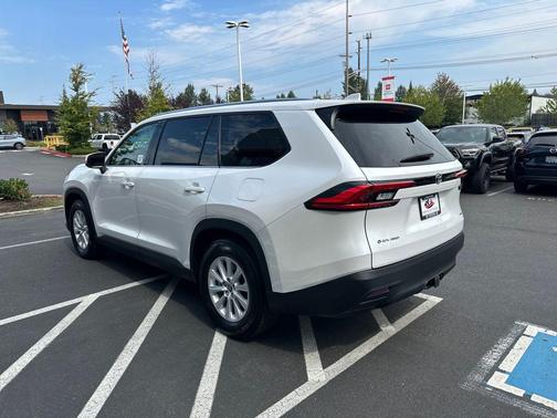 2024 Toyota Grand Highlander Hybrid XLE