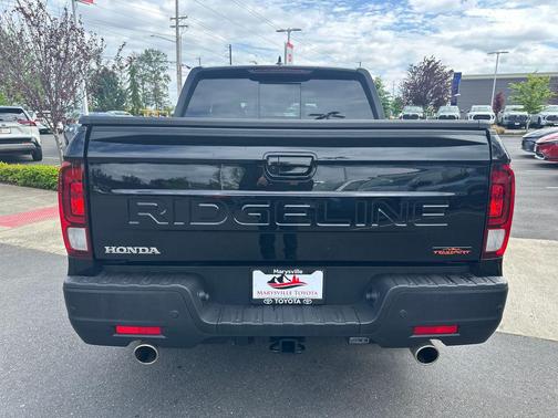 Crystal Black Pearl 2025 Honda Ridgeline TrailSport