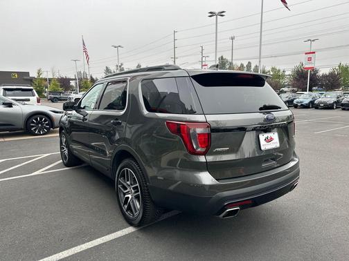 2017 Ford Explorer sport
