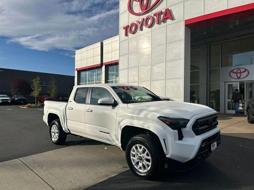2025 Toyota Tacoma SR5