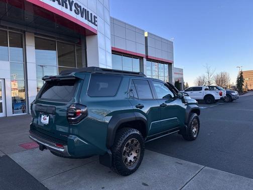 2026 Toyota 4Runner Hybrid Trailhunter