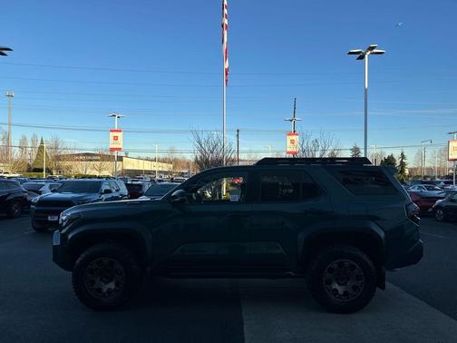 2026 Toyota 4Runner Hybrid Trailhunter