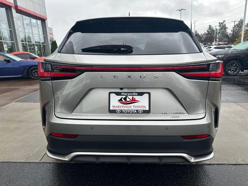 2024 Lexus NX 450h+ F SPORT Handling