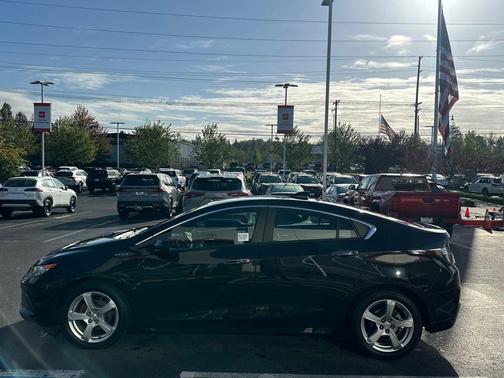 2017 Chevrolet Volt LT