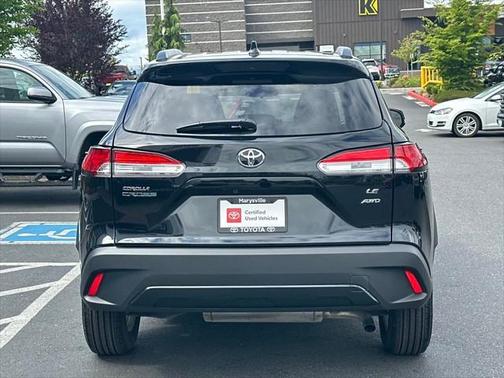 2024 Toyota Corolla Cross LE