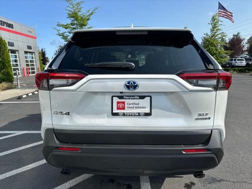 2023 Toyota RAV4 Hybrid XLE Premium