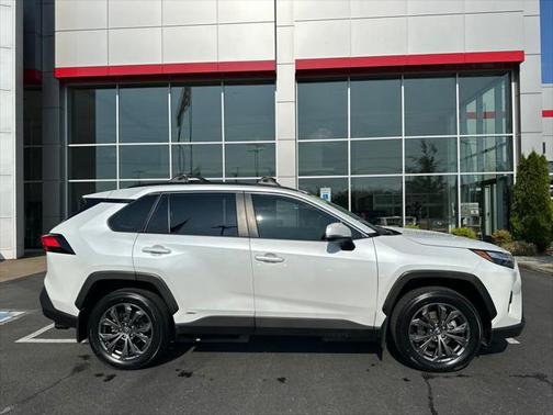 2023 Toyota RAV4 Hybrid XLE Premium