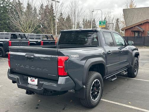 2025 Toyota Tacoma TRD Off Road
