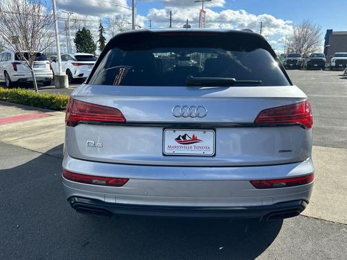 2025 Audi Q5 45 S line Premium