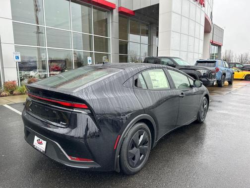 2026 Toyota Prius LE