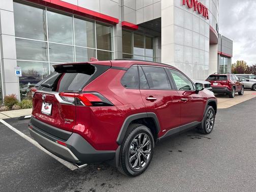 2025 Toyota RAV4 Hybrid Limited
