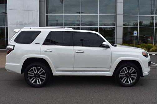 Photo 2 of 29 of 2021 Toyota 4Runner Limited