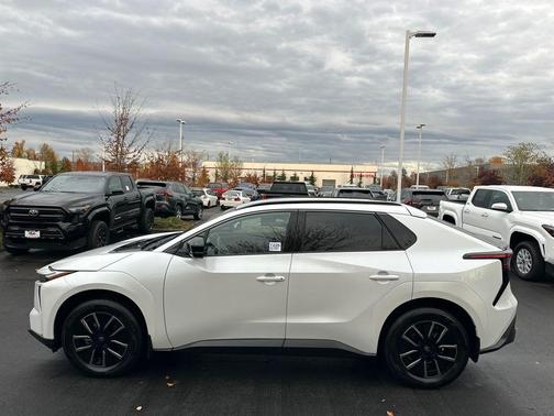 2026 Toyota bZ XLE