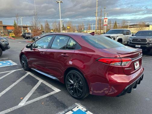 2026 Toyota Corolla Hybrid SE