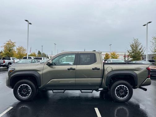 2025 Toyota Tacoma TRD Off Road
