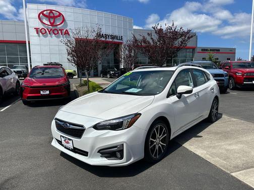 Crystal White Pearl 2018 Subaru Impreza 2.0i Limited
