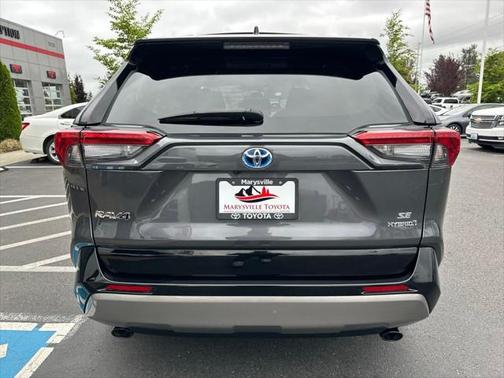 2023 Toyota RAV4 Hybrid SE