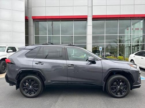 2023 Toyota RAV4 Hybrid SE