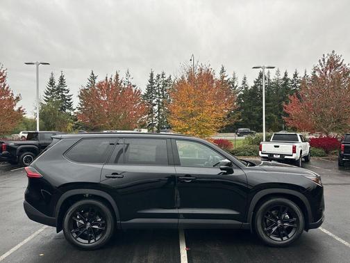2026 Toyota Grand Highlander Hybrid Nightshade Edition