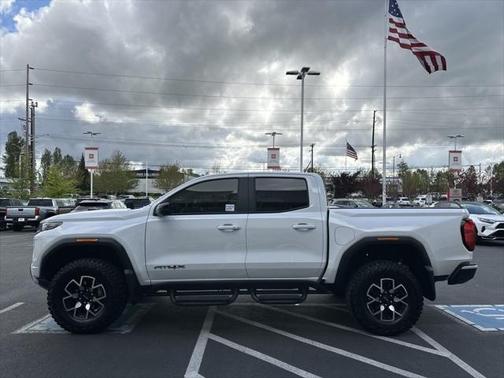 2024 GMC Canyon AT4X