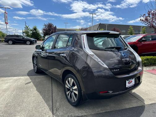 Forged Bronze 2016 Nissan Leaf SV