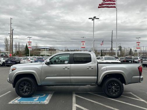 2022 Toyota Tacoma SR5