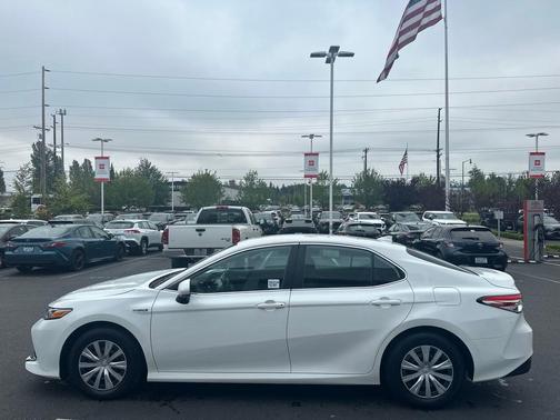 2020 Toyota Camry LE