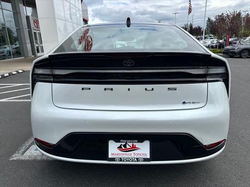 2025 Toyota Prius L