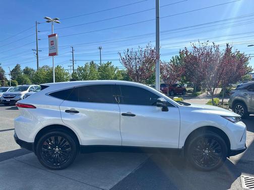 Wind Chill Pearl 2024 Toyota Venza Nightshade Edition