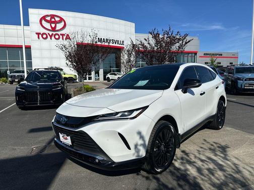 Wind Chill Pearl 2024 Toyota Venza Nightshade Edition
