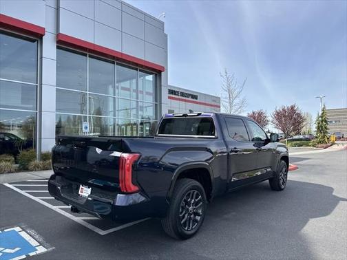 2024 Toyota Tundra Hybrid Platinum