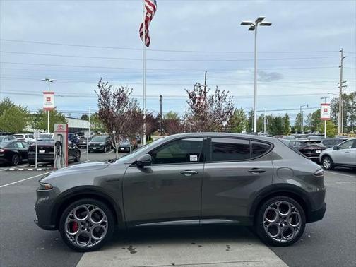 2024 Alfa Romeo Tonale Veloce EAWD