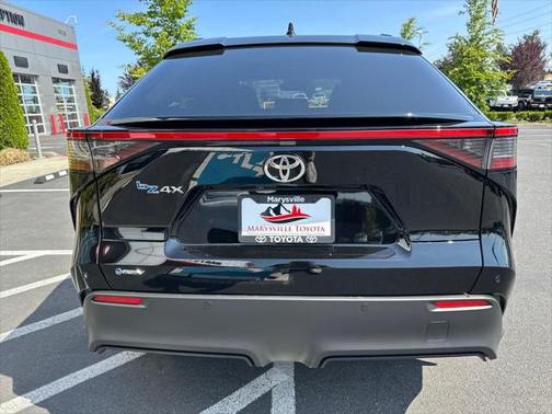 2025 Toyota bZ4X XLE
