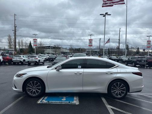 2020 Lexus ES 350 Base