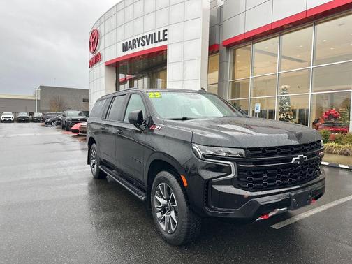 2023 Chevrolet Suburban 4WD Z71