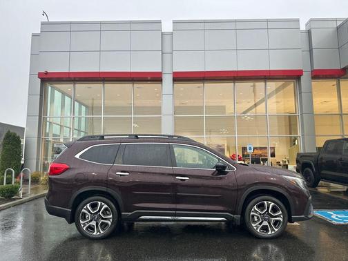 2025 Subaru Ascent Touring 7-Passenger