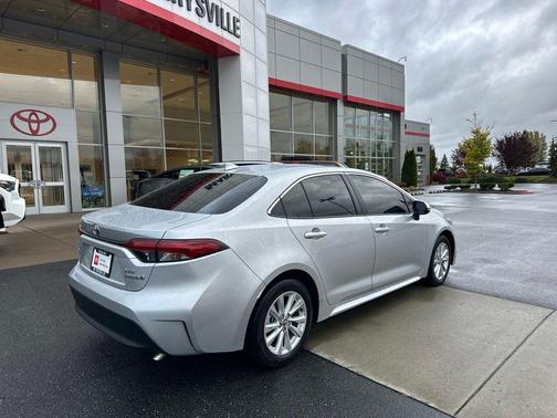 2024 Toyota Corolla Hybrid XLE