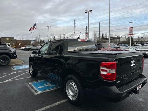 2022 Ford Maverick XL